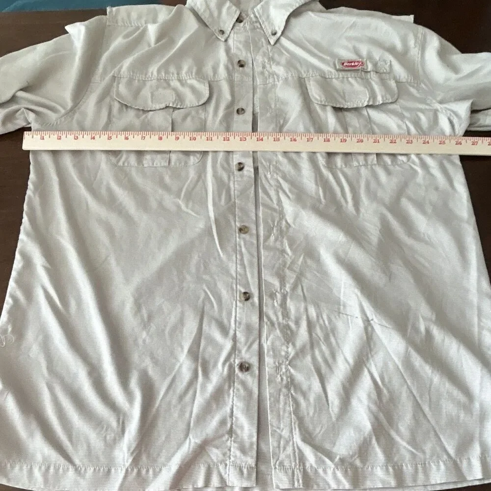 Berkley Men's XL Gray Gingham Fishing Shirt Short Sleeve Button-Up Pockets 0182